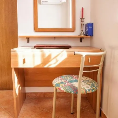 게스트하우스 Apartments Carmen Premantura